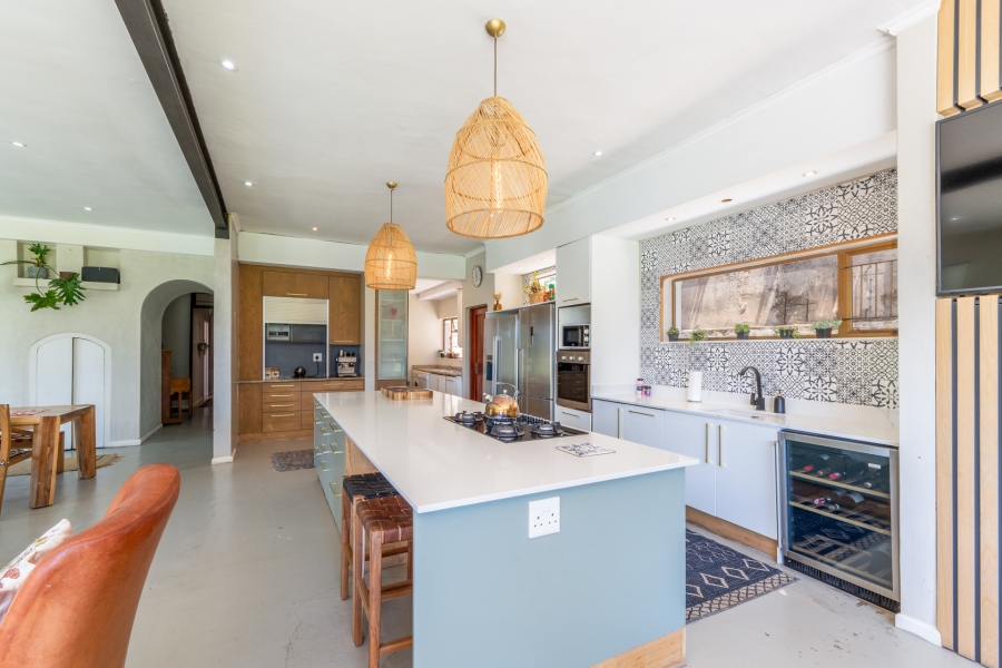 6 Bedroom Property for Sale in Paarl Central Western Cape